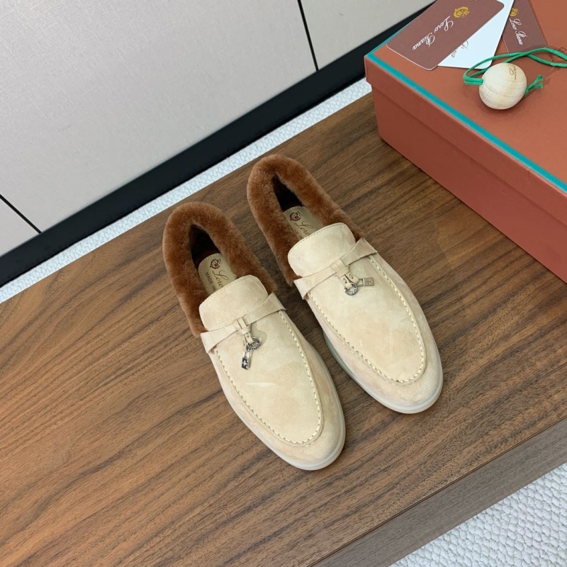 L0r0 P1ana loafers